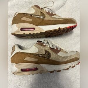 Nike Air Max Sneakers in Tan and White
